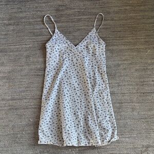 BRANDY MELVILLE DRESS